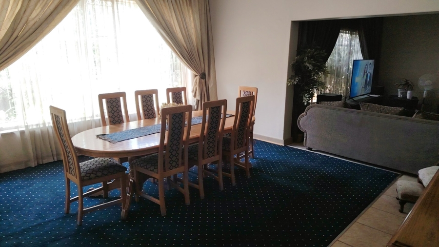 3 Bedroom Property for Sale in Roosheuwel North West